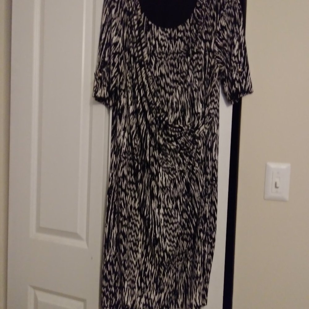 Dress barn Dress Black and White Design- Size 18